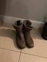 Panama Jack Winterstiefel Gr. 38 gefüttert Nordrhein-Westfalen - Moers Vorschau