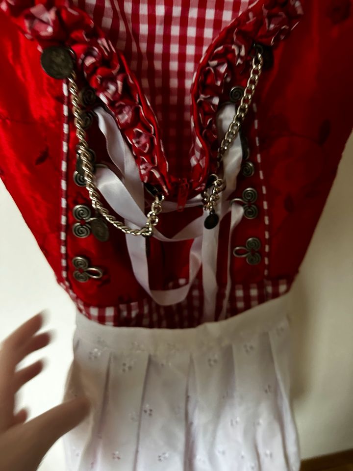 Dirndl zu verkaufen in Ennepetal