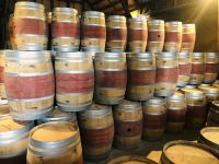Spanisches gebrauchtes Weinfass 225 Liter mit rotem Bauch Nordrhein-Westfalen - Iserlohn Vorschau