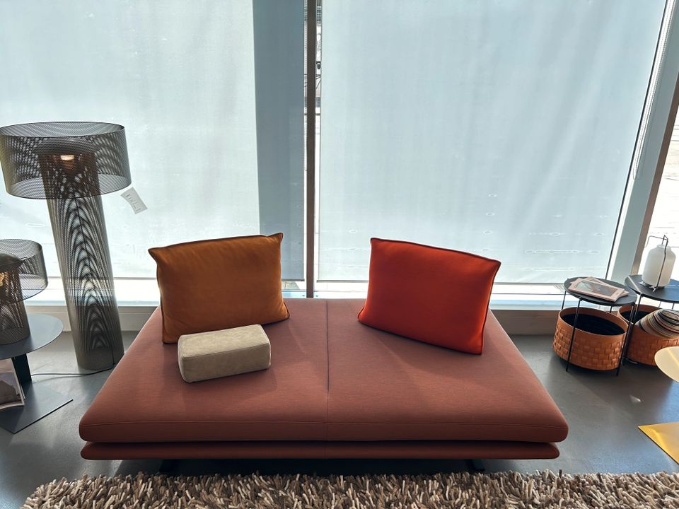 SOFORT VERFÜGBAR ligne roset Hohenzollernstr. PRADO Sofa Orange in München