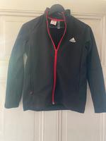 Adidas Paket, Trainingsanzung, 4 Teile, T-Shirts, Gr. 11/12 (152) Nordrhein-Westfalen - Steinheim Vorschau