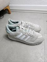 Adidas Sneaker 40,5 Niedersachsen - Uchte Vorschau