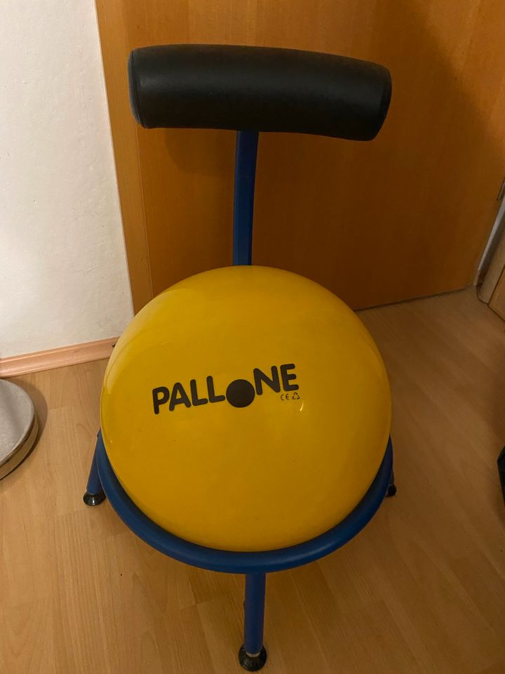 Sitzballstuhl Pallone für Kinder in Ingoldingen