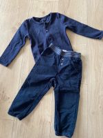 Tommy Hilfiger Body dunkelblau mit name it Cordhose Gr. 86/92 Nordrhein-Westfalen - Herdecke Vorschau