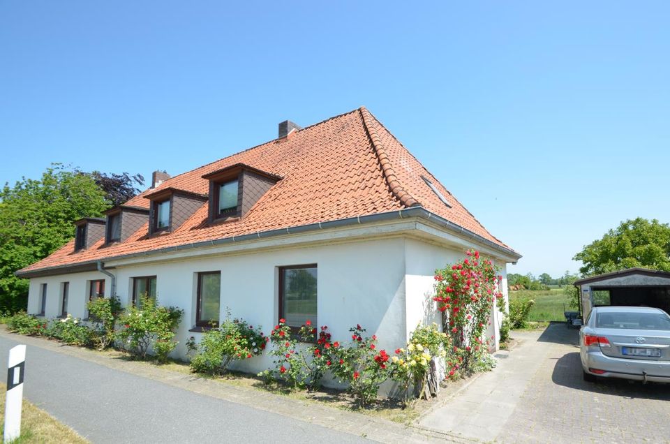 DHH mit Garage in idyllischer ländlicher Lage am Jadebusen in Stadland