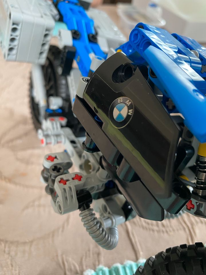 Lego 42063 BMW in Gütersloh