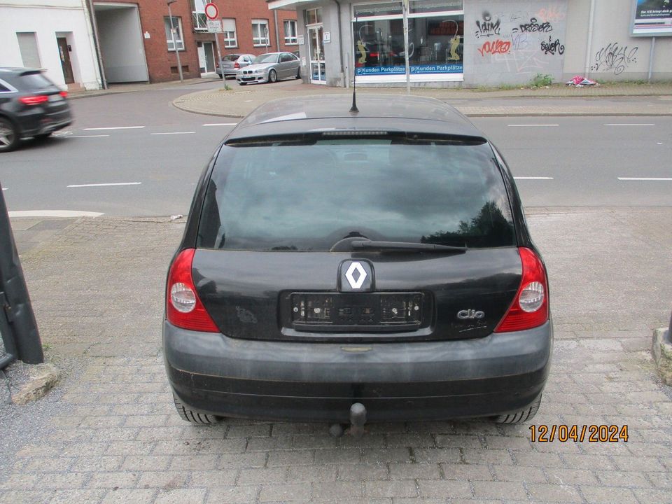 Renault Clio II Dynamique in Oberhausen