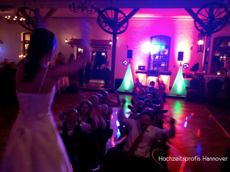 Hochzeits DJ - für Hochzeit, Geburtstage, Jubiläum, Firmenfeier in Friedberg