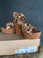 UGG Sandale Leo Gr. 37 TOP! Nordrhein-Westfalen - Kempen Vorschau