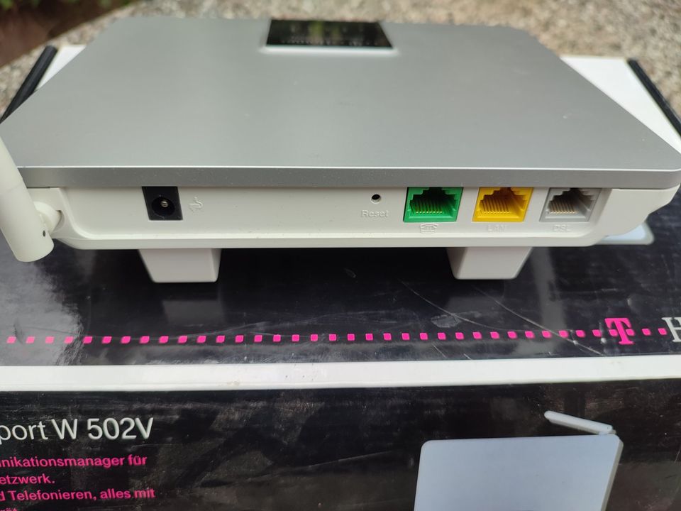 DSL Speedport W 502 V, mit Handbuch+alle Kabel+Splitter in Hainichen