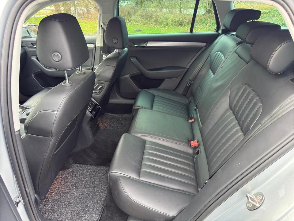 *Skoda Superb III 2.0 TDI Stand Hzg, wenig km, DSG, Navi, Leder in Leer (Ostfriesland)