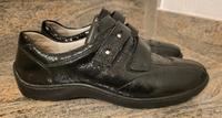 Waldläufer Schuhe Gr. 38 4,5 Seniorenschuhe schwarz Reptilmuster Nordrhein-Westfalen - Bergheim Vorschau