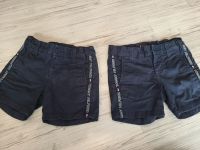 2x Tommy Hilfiger Chino kurze Hose Gr.98 Zwillinge Sachsen-Anhalt - Südharz Vorschau