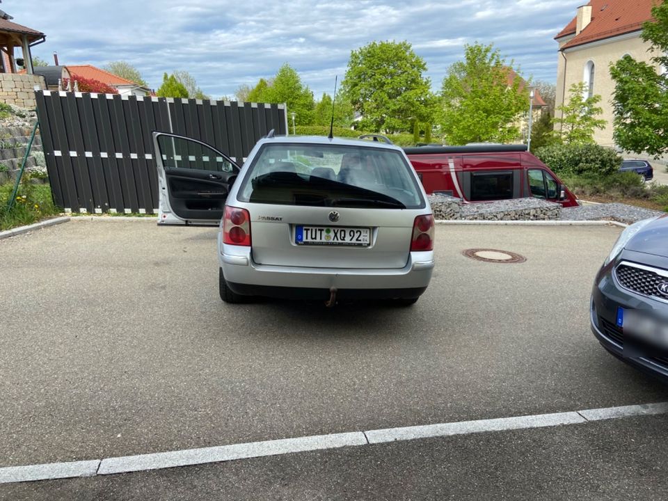 Volkswagen Passat Variant 2.5 V6 TDI 4motion Comfortlin... in Emmingen-Liptingen