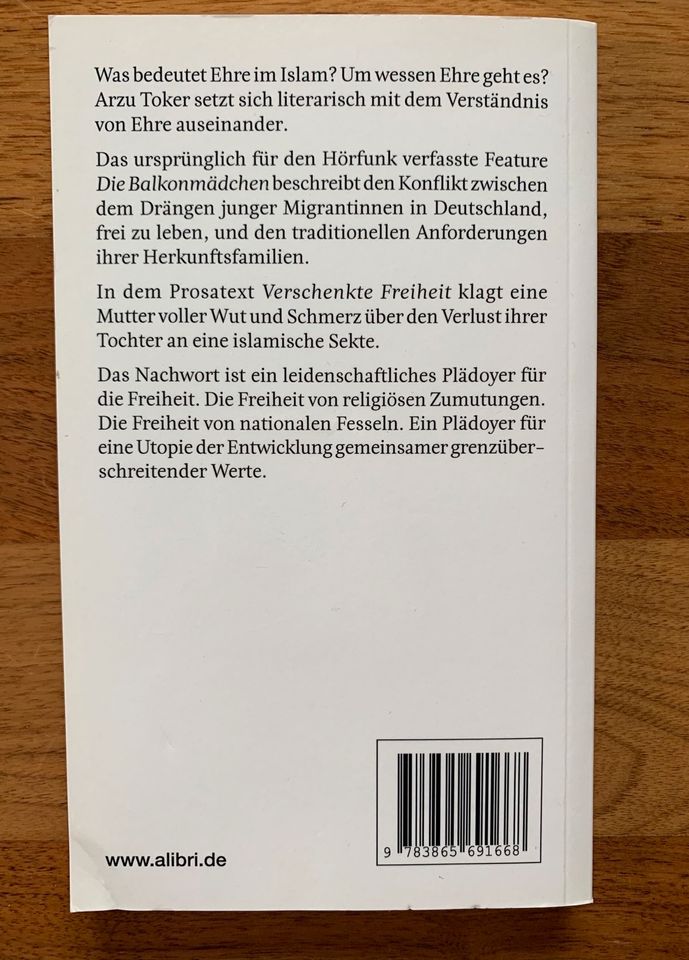 Buch: Kein Schritt zurück, Arzu Toker Was bedeutet Ehre im Islam? in Köln