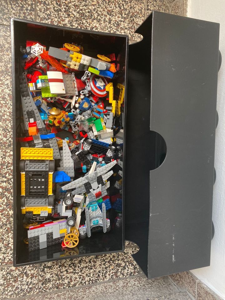 Lego Kisten in Köln