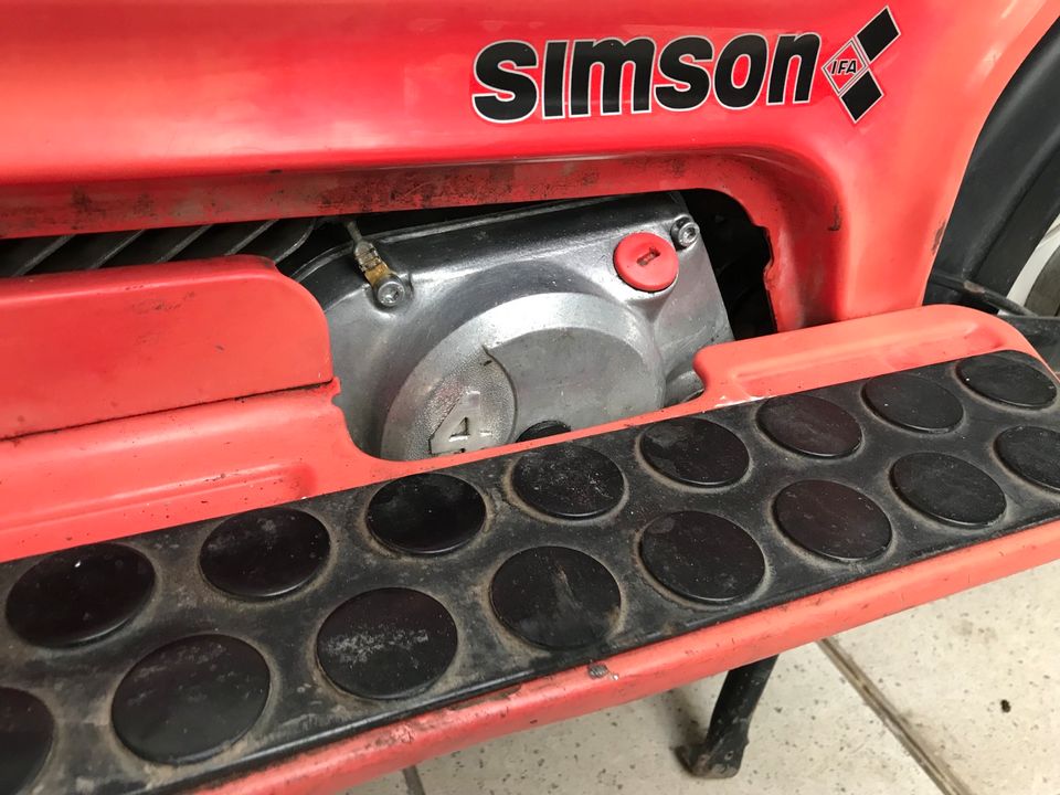 Simson SR50 SR 4 Gang 12V Roller Rot 1989 60km/h Papiere Versand in Calbe (Saale)