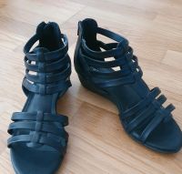 Sandalen in Schwarz Niedersachsen - Seelze Vorschau