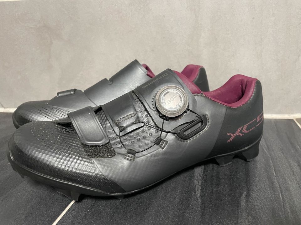 SHIMANO ULTREAD XC Damen MTB Schuhe Größe 39 grau in Aue