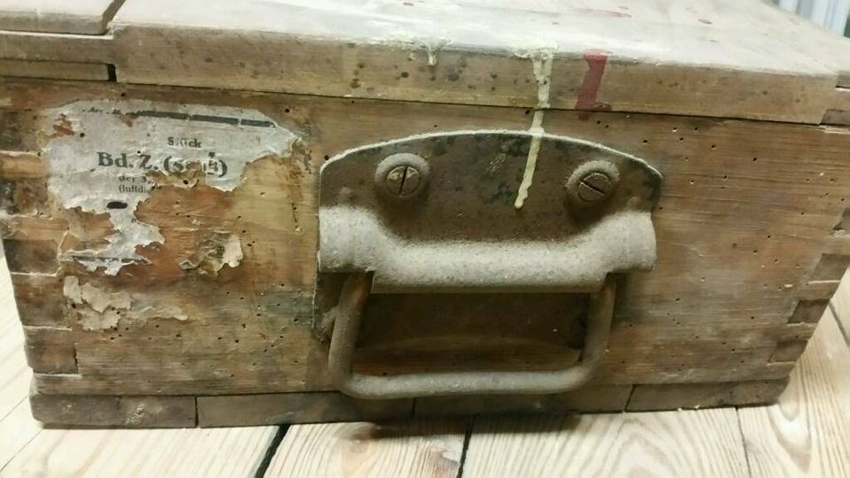 Munitionskiste Holz 1939 Luftdicht verpackt alt in Reinstedt