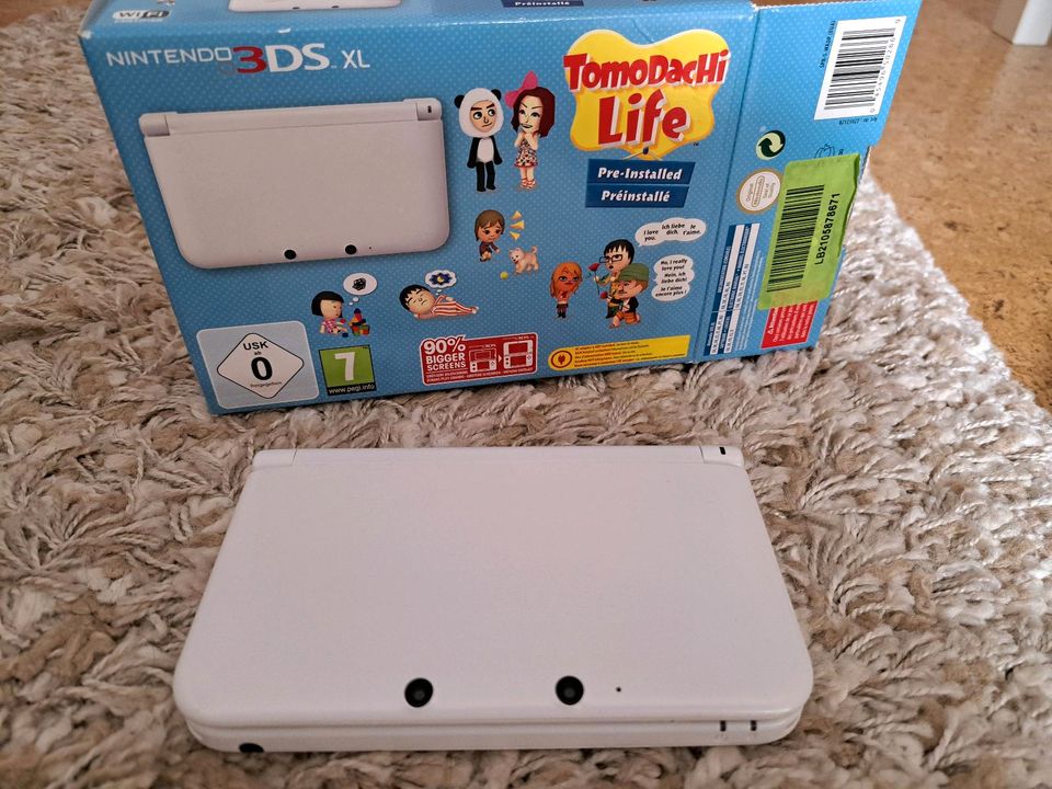 Weißer Nintendo 3Ds XL inkl. zwei Spielen in Weilheim i.OB