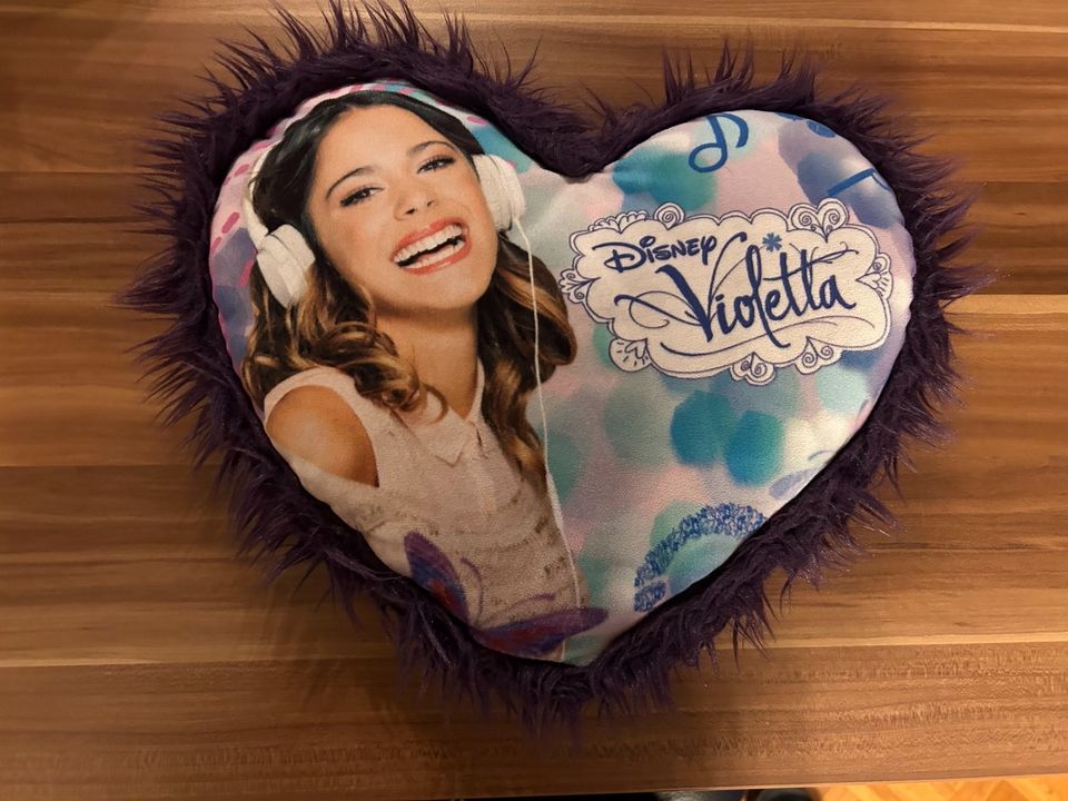 Disney Violetta Kissen lila in Aßlar