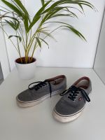 Vans Wildleder grau mit braunem Lederdetail Niedersachsen - Blender Vorschau