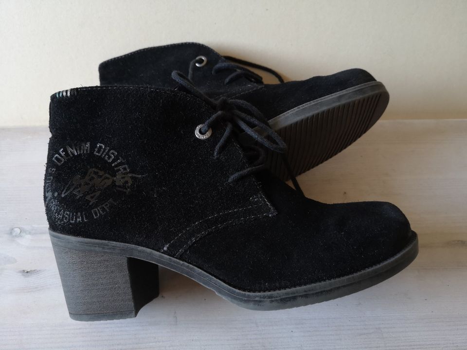 Damen Schuhe Stiefeletten Boots s.Oliver Gr 39 schwarz Leder in Duisburg