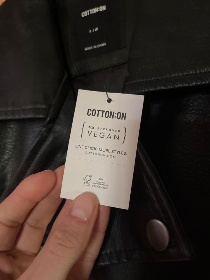 Vegane Lederjacke, crop, von Cotton On in Moormerland