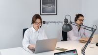 Call Center Mitarbeiter (m/w/d) 2200€/ ab sofort/ + Bonus Friedrichshain-Kreuzberg - Friedrichshain Vorschau