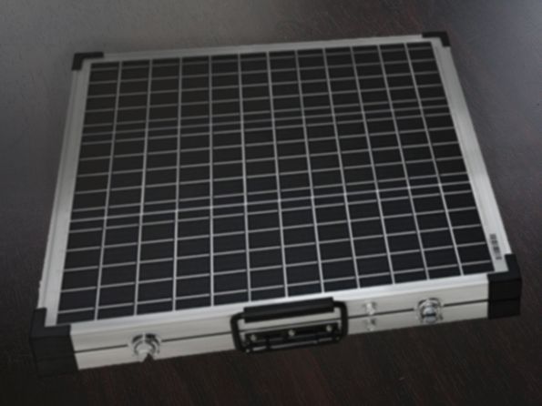 Solarkoffer Solarmodul aTroniX 100W unbenutzt wie neu in Hamburg