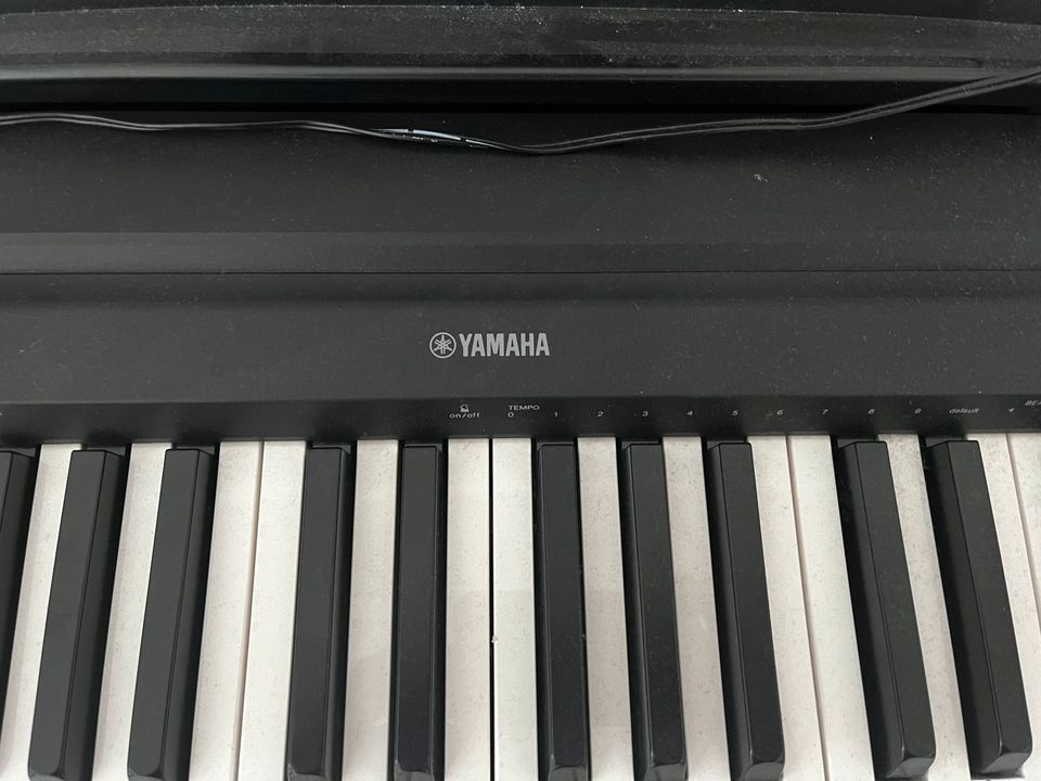 Yamaha P45b Klavier/Keyboard in Wiesbaden