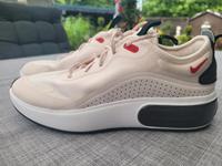 Nike Air Max Damen Turnschuhe Rose Gr. 39 Kreis Pinneberg - Elmshorn Vorschau