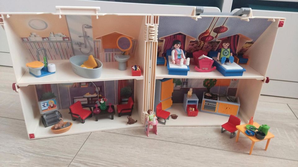 Playmobil Mitnehm-Puppenhaus in Oberhausen