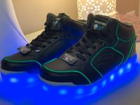 NEU Skechers blinken Light LED Kinder Schuhe Sneaker blink Gr. 36 Baden-Württemberg - Wendlingen am Neckar Vorschau