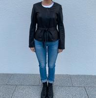 Wie neu: René Lezard Lederjacke mit Gürtel Lammleder in 36 München - Maxvorstadt Vorschau
