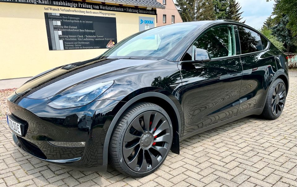 Tesla Model 3 Tagesmiete inkl. Beratung bei TESABO in Mittelbach