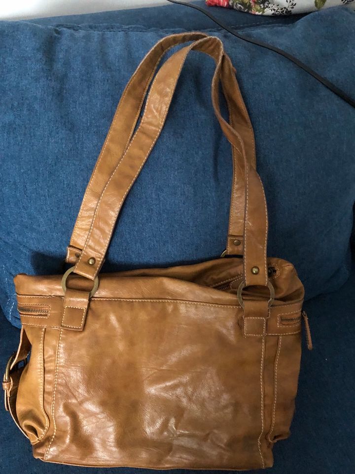 Damenhandtasche von Rieker in Ehingen (Donau)