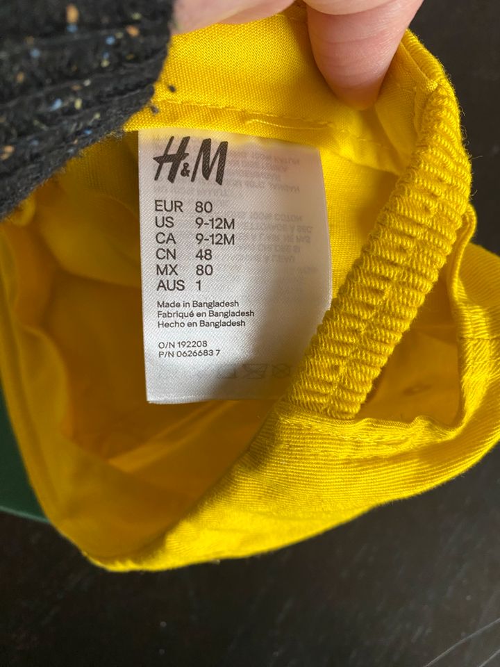 Cap Kappe Brasilien gelb Gr. 80 H&M Trikot in Frankfurt am Main