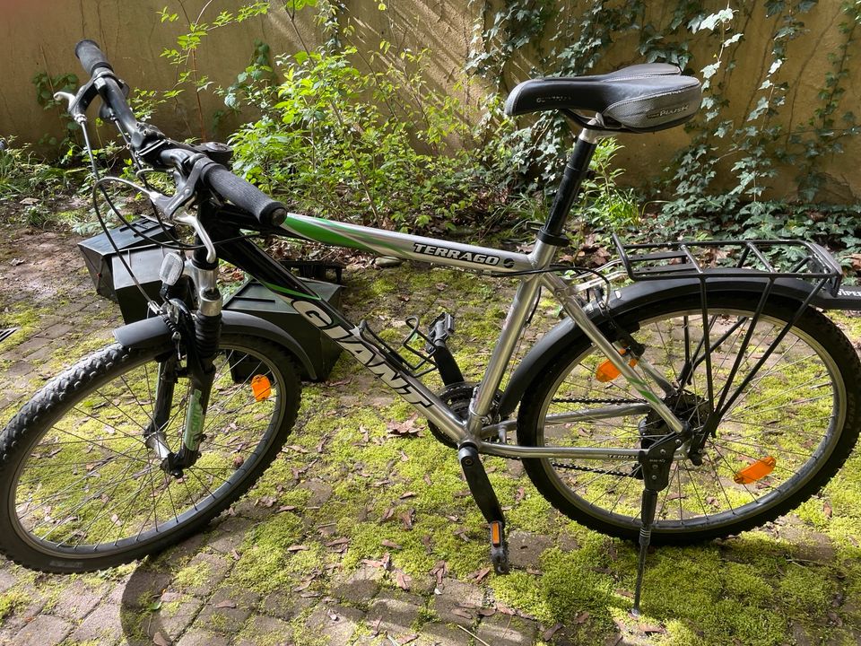 Gebrauchtes Fahrrad / Mountainbike in Nürnberg (Mittelfr)