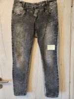 Stretchjeans von tredy, Gr. 42, grau Nordrhein-Westfalen - Rees Vorschau