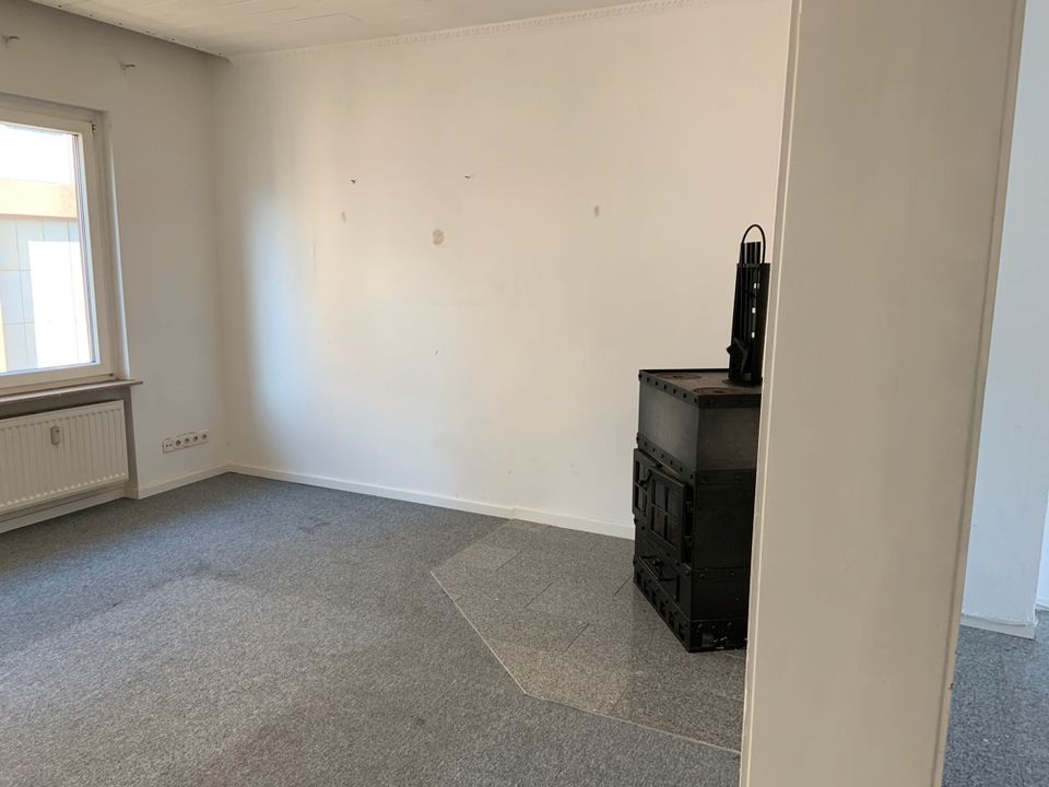 Ideal für Singles & Pärchen - - Schöne Maisonette Wohnung in Duisburg