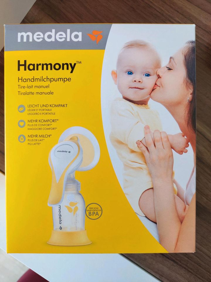 Milchpumpe medela Harmony mit Calma Sauger und Zubehör in Hannover