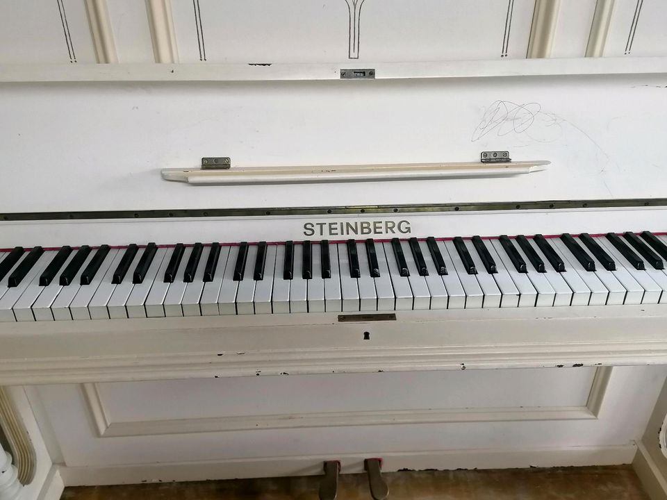 Verkaufe Klavier in Rottenburg a.d.Laaber
