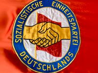 DDR- SED Original Fahne 200 x 127 cm mit Fransen Ludwigslust - Landkreis - Neustadt-Glewe Vorschau