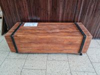 Tisch Couchtisch Beistelltisch Massivholz Möbel UVP 469€ Hessen - Herbstein Vorschau