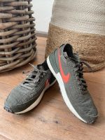 Nike Turnschuh Sneaker Herren Sommer orange grün Olive 42 42,5 ad Bonn - Poppelsdorf Vorschau