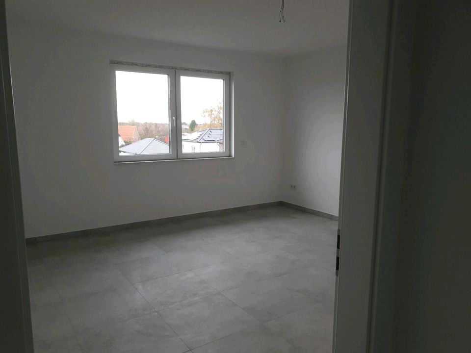 Helle 3 Zimmer - Penthouse Neubauwohnung in Stadthagen