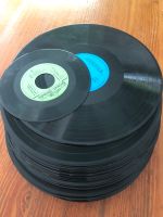 50 LP Schallplatten unerträgliche Musik Vinyl verschenken Nordrhein-Westfalen - Neuss Vorschau