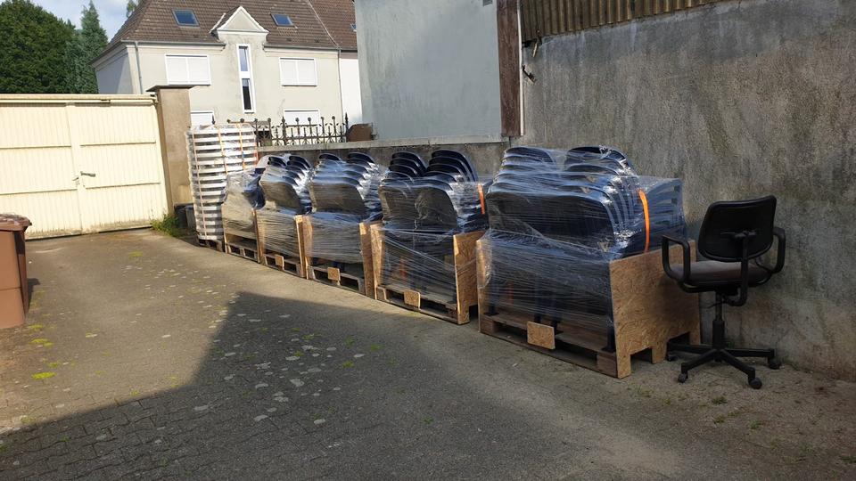 Nardi hochwertig 15x Gartentisch + 60x Gartenstuhl Gastrobedarf in Gladbeck